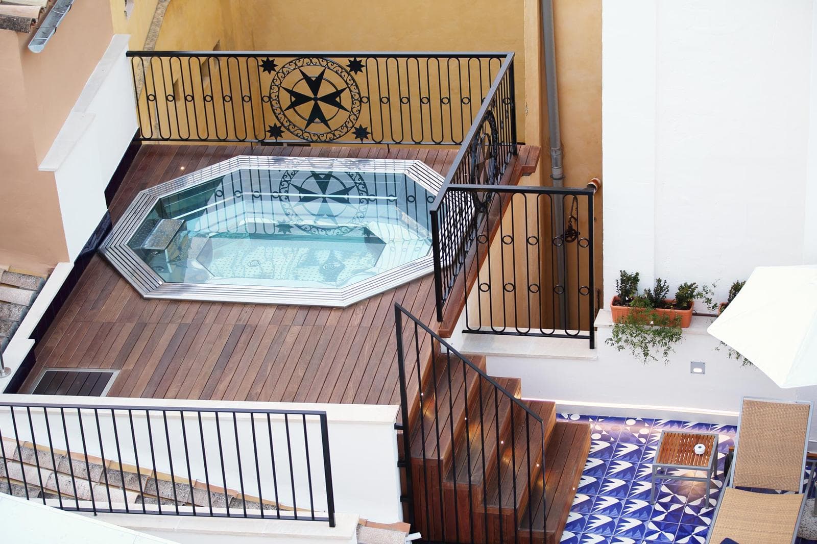 Blurred background of a Hyperlux-designed interior